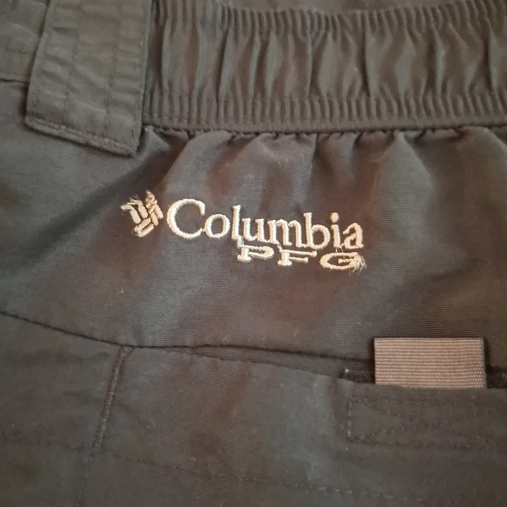 Columbia PFG Omni-Shade Men's Nylon Black Cargo Shorts